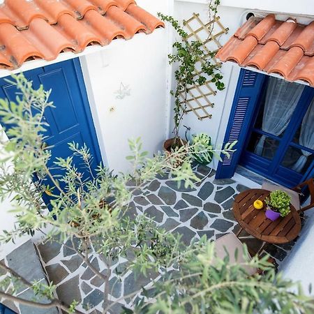 Aquarella-Stylish Veranda Apartment In Centre Of Poros Town 外观 照片