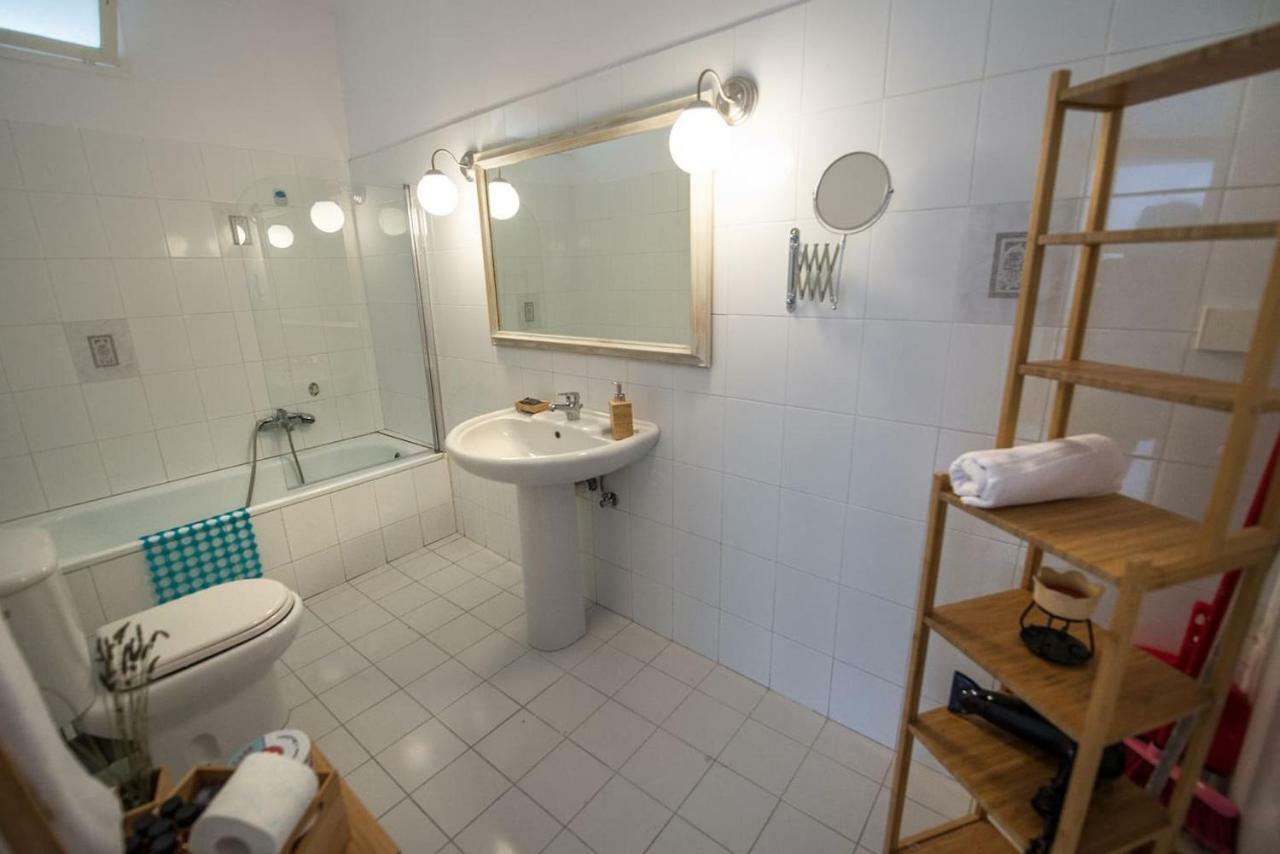 Aquarella-Stylish Veranda Apartment In Centre Of Poros Town 外观 照片